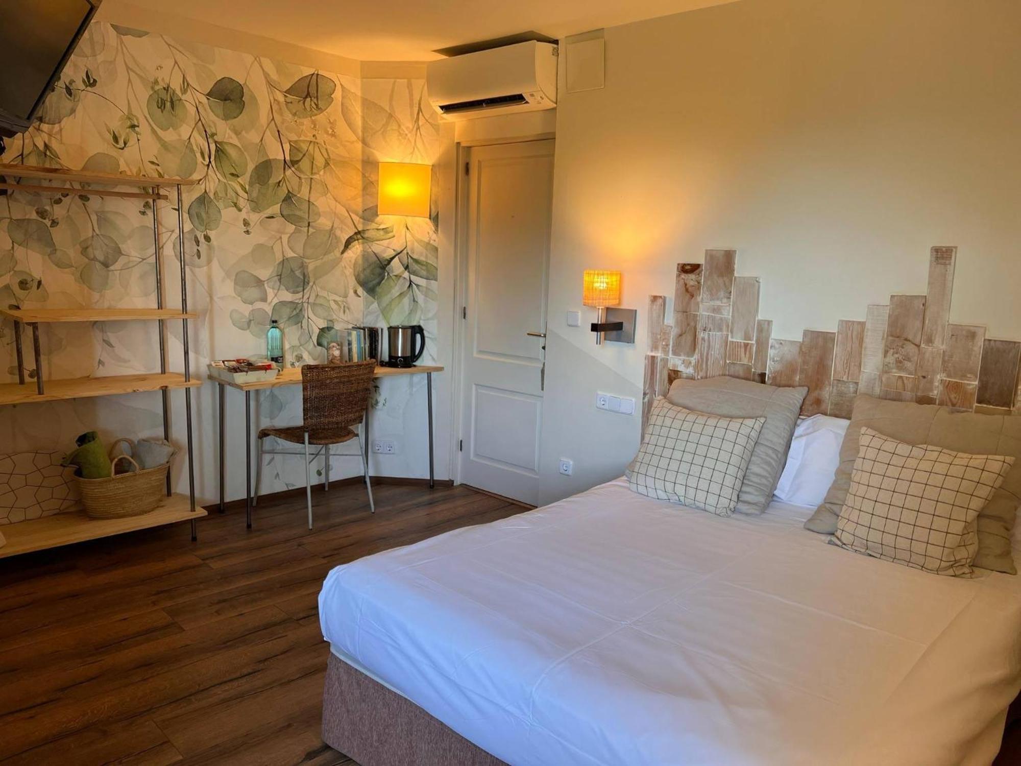 Hotel Boutique Niu De Sol - Designed For Adults Palau Saverdera Luaran gambar